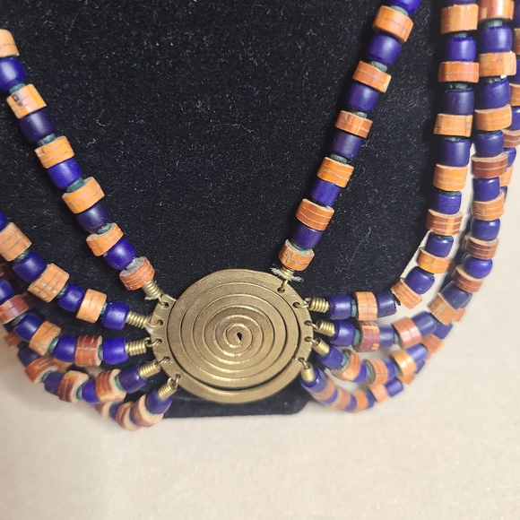 Brass and Wooden Bead Necklace Vintage - Picture 5 of 7